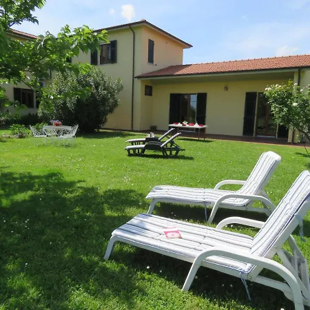 Casa Con Piscina Campo Da Tennis Vicino Al Mare E Alle Cinque Terre
