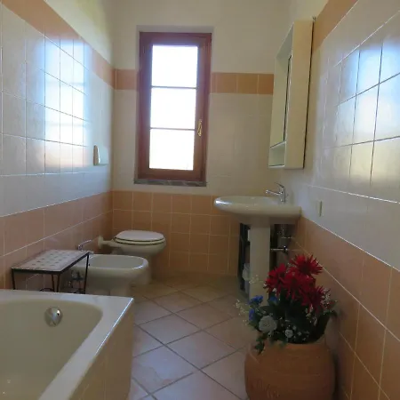 Casa Con Piscina Campo Da Tennis Vicino Al Mare E Alle Cinque Terre * 阿梅利亚