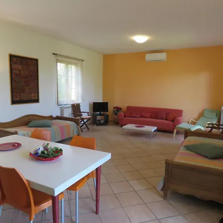 Апартаменты Casa Con Piscina Campo Da Tennis Vicino Al Mare E Alle Cinque Terre